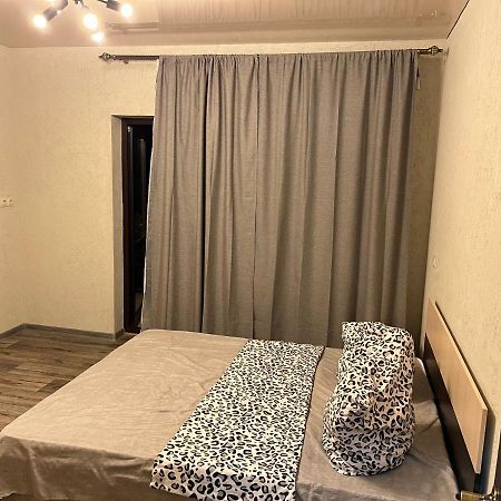 Леон Hotel Гагра Екстериор снимка